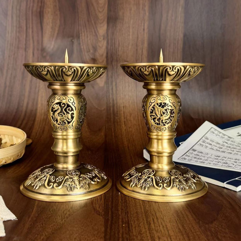 Antique Brass Carved Candlestick / Auspicious Dragon Pattern Candlestick Color:Copper 1