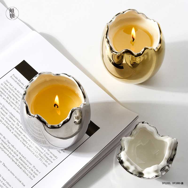 Creative Cracked Egg Shaped Candle Holder | Ceramic Decor Piece Color:Golden 2