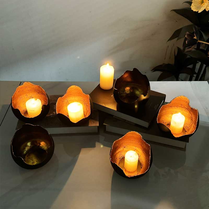 Metal Broken Egg candle holder Color:Black 2