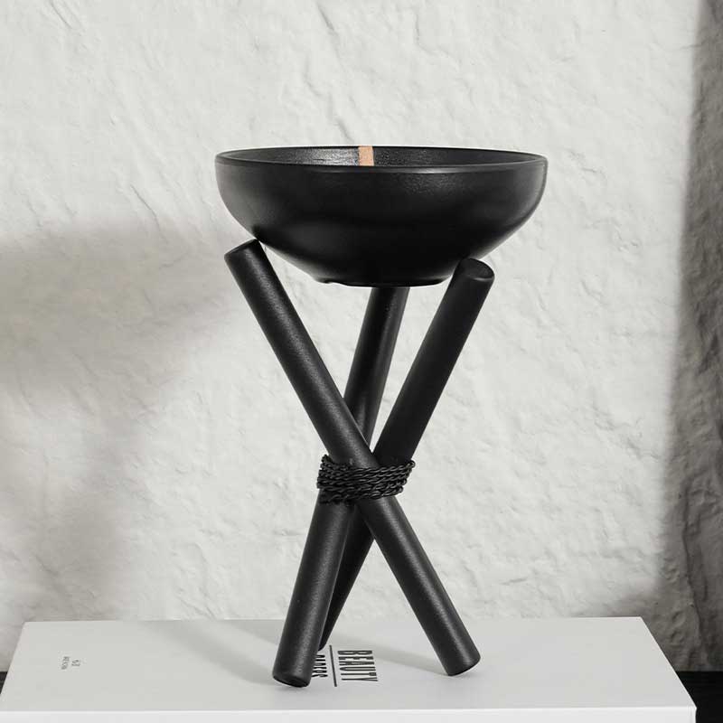 Minimalist Black Tripod Metal Candle Holder Creative Rope Knot Decor Color:Black 1