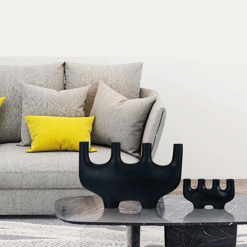 Abstract Resin Multi-Arm Candle Holder , Matte Black Size:20*7*13cm 1