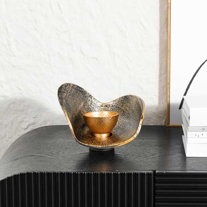 Vintage Distressed Resin Candlestick, Gold Ingot Shape, Gold & Black Style:Style1 1