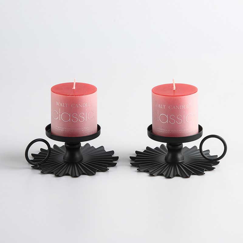 Black Petal Fluted Chamberstick Color:Black 1