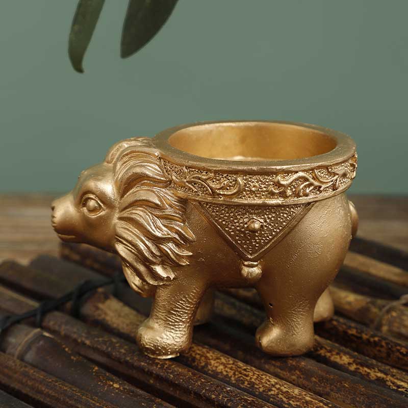 Vintage Gold Resin Animal Candle Holder, Elephant/Rhino/Lion Color:Lion;Size:8*5.5*5cm