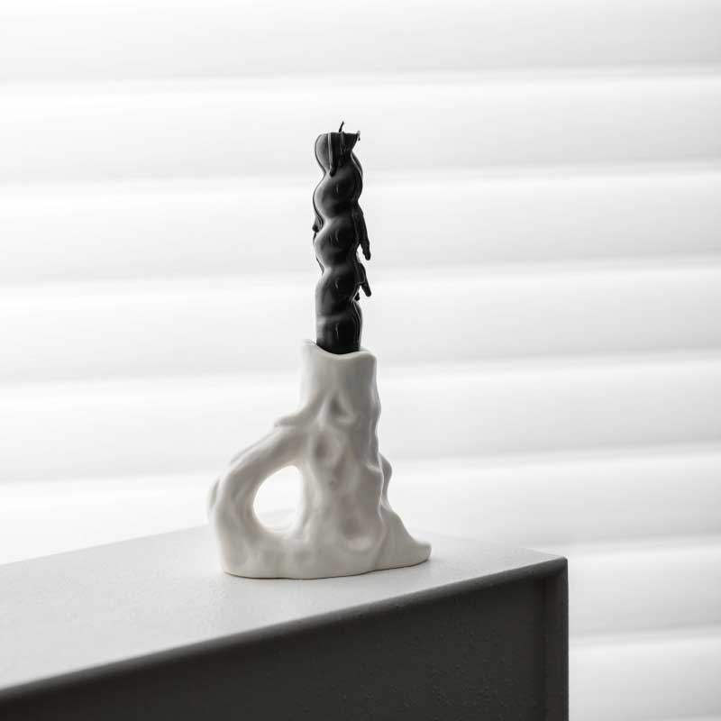 White Rock-Shaped Ceramic Candlestick Color:Black 2