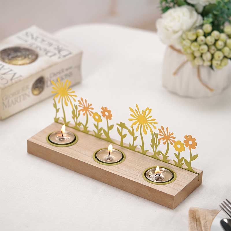 Wooden & Metal Flower Shadow Candlestick Holder Color:Floral 1