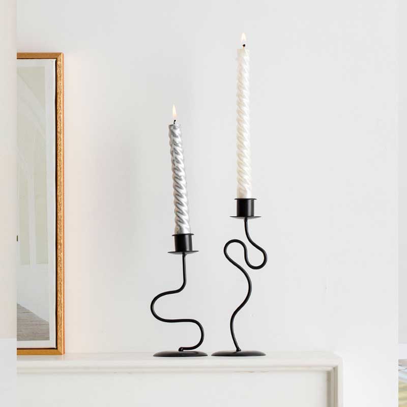 Modern Minimalist Twisted Iron Candle Holders (Set of 2) Style:Style1 1