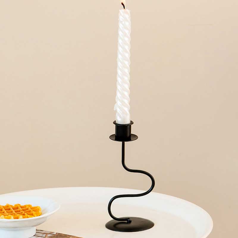 Modern Minimalist Twisted Iron Candle Holders (Set of 2) Style:Style1 2