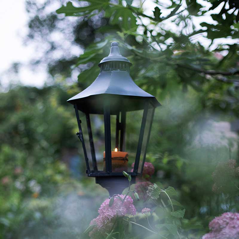 Vintage Iron Outdoor Floor Candle Holder for Garden Patio Decor Color:Black 3