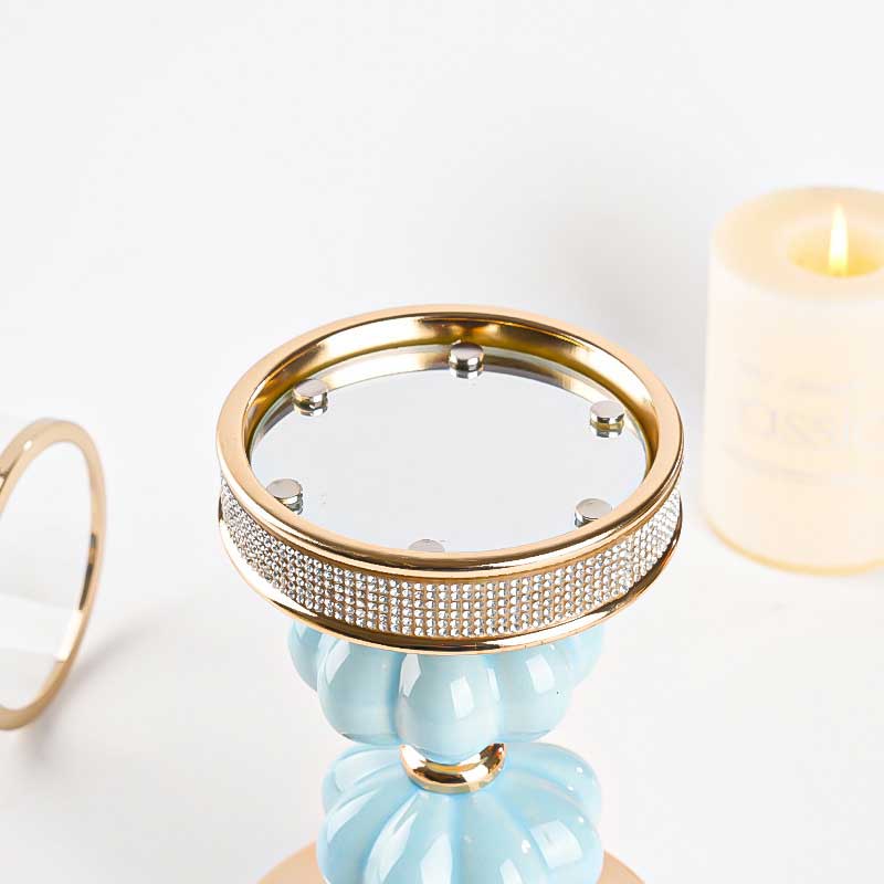 European Luxury Crystal Candlestick Set Size:12*25cm 2