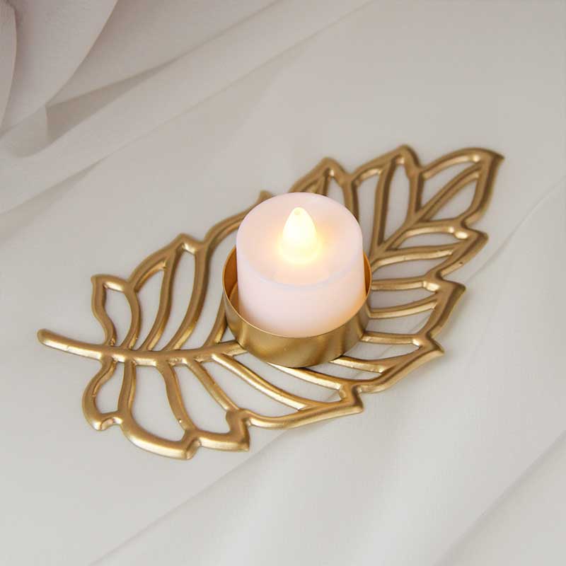 Golden Hollow Leaf Candlestick Color:D 1