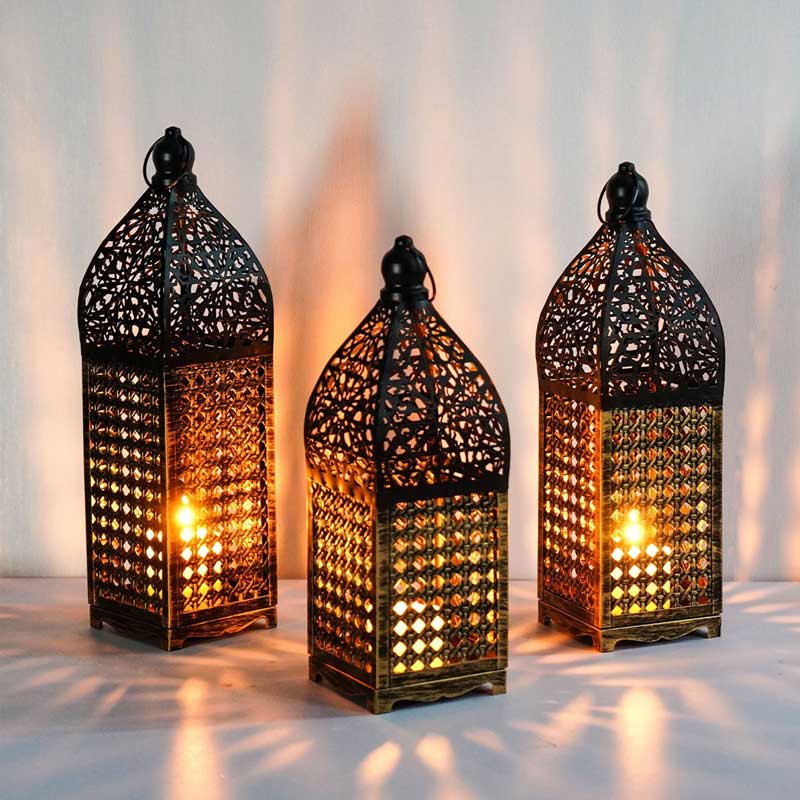 Retro Moroccan Hollow Iron Lantern/Candle Holder Size:9.1*9.1*33.9cm 2