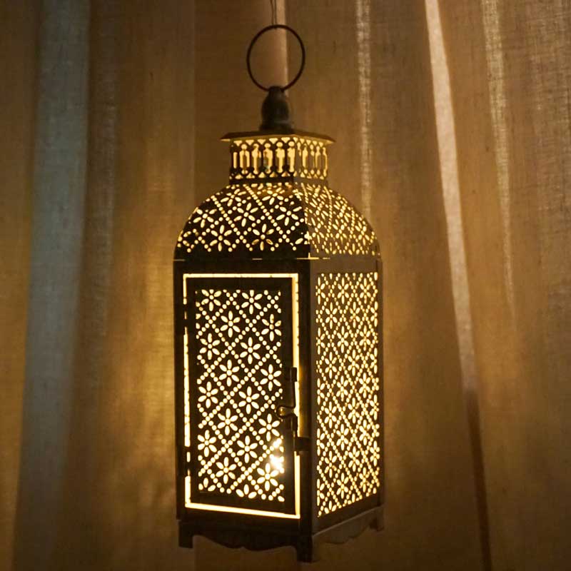 Floral Square Moroccan Vintage Hollow Iron Candlestick / Lantern Size:9*9*31cm 5