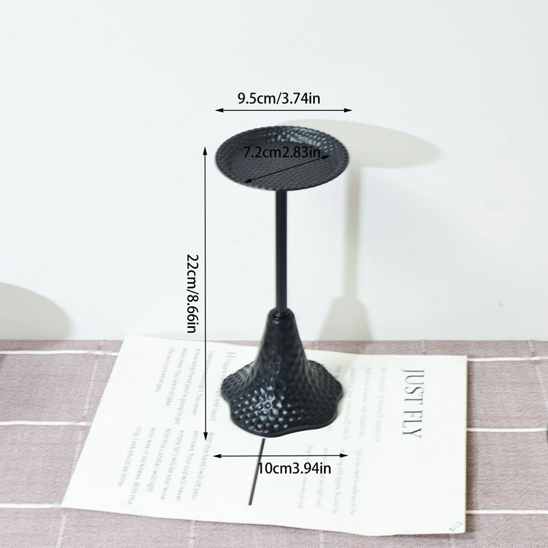 Minimalist Black Hammered Iron Candle Holder (Set of 3) Size: 10*10*22cm