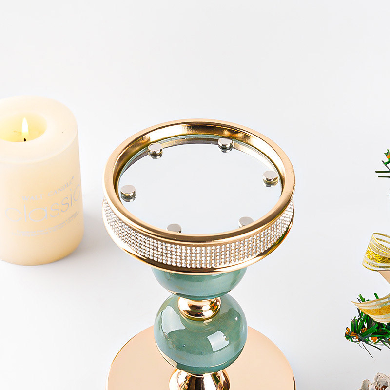 Glass Hurricane Magnetic Tapered Candle Holder Size:12*12*26cm 2