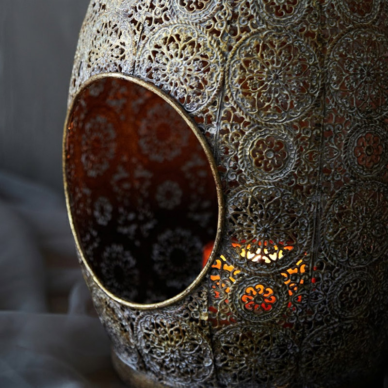 Vintage Hollowed-Out Lantern, Moroccan Iron Candle Holder Size:19*19*33.5cm 3