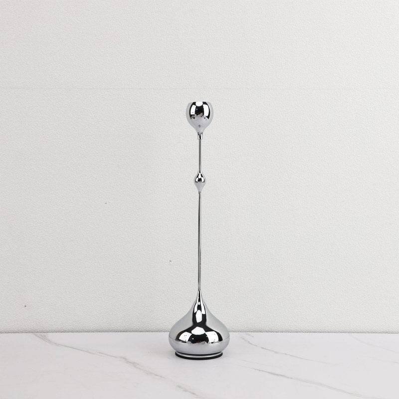 Minimalist Teardrop Metal Candlestick Holder Color:Silver;Size:8.5*8.5*32cm