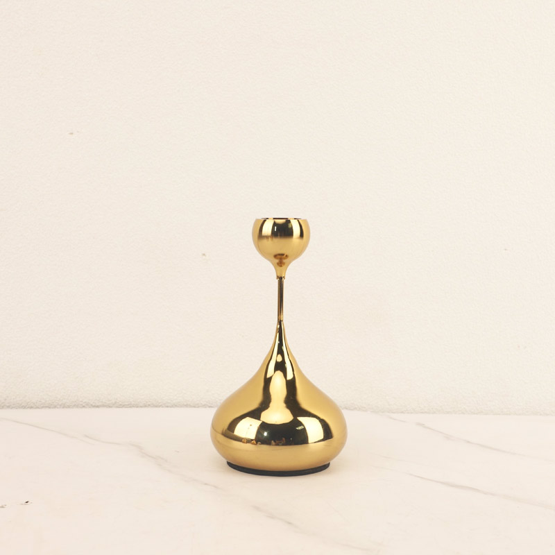 Minimalist Teardrop Metal Candlestick Holder Color:Gold;Size:8.5*8.5*15cm