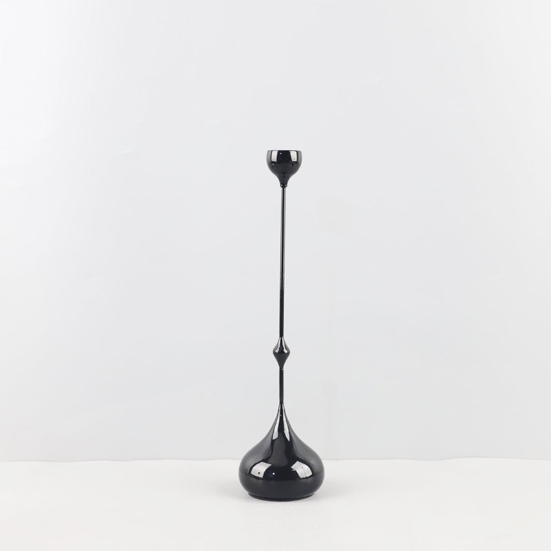 Minimalist Teardrop Metal Candlestick Holder Color:Black;Size:8.5*8.5*32cm