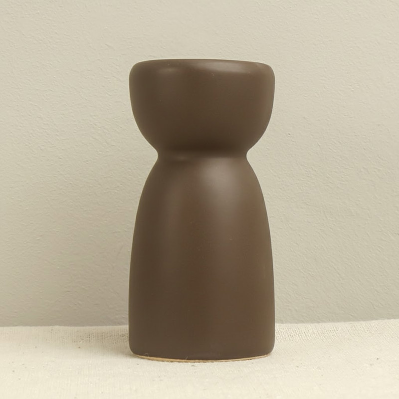 Minimalist Ceramic Candlestick Holder Color:Dark Brown;Size:4*4*8cm
