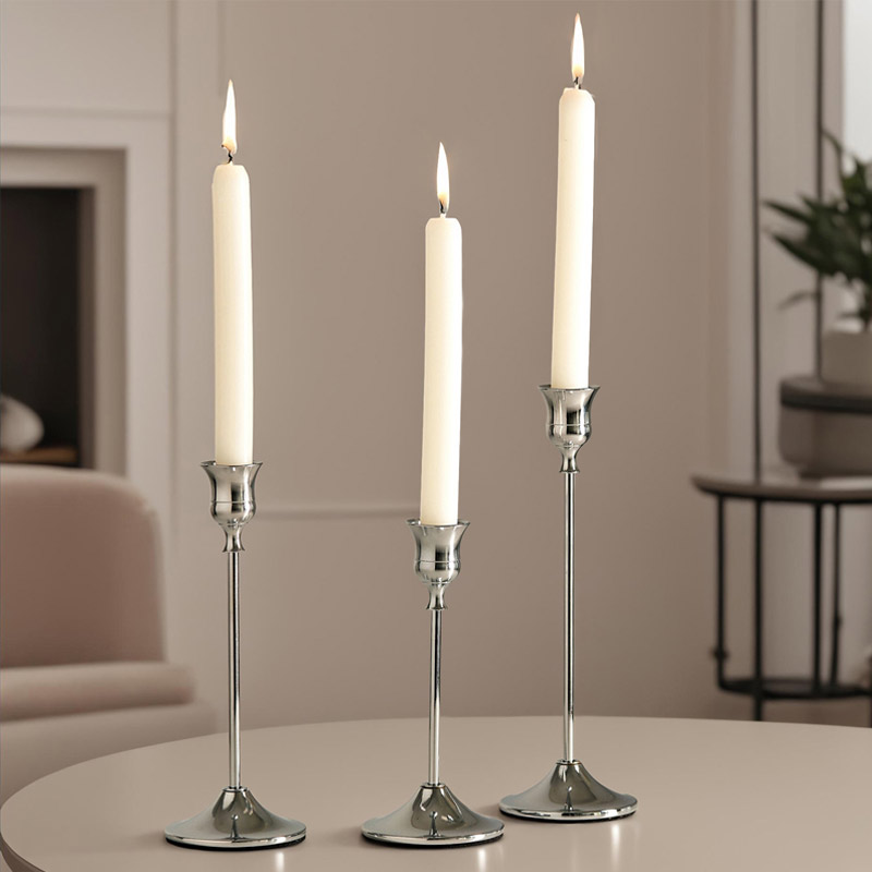 Modern Minimalist Electroplated Aluminum Alloy Candlestick Set of 3 Color:Silver;Size:7*22cm 1