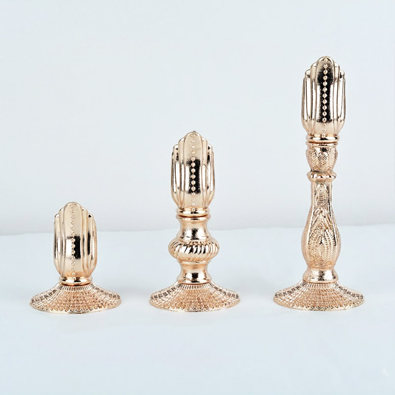 Retro Embossed Rose Gold Iron Candlestick Set of 3 Color:7*7*13.5cm 1