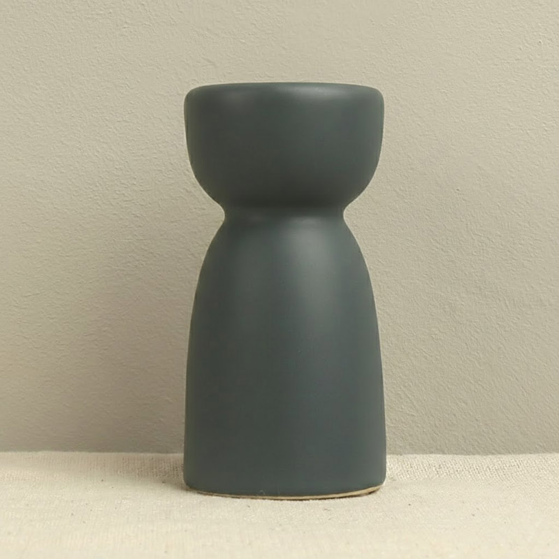 Minimalist Ceramic Candlestick Holder Color:Dark Blue-Grey;Size:4*4*8cm