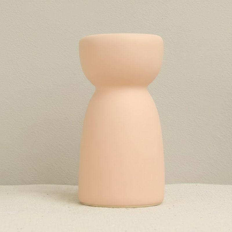 Minimalist Ceramic Candlestick Holder Color:Blush Pink;Size:4*4*8cm