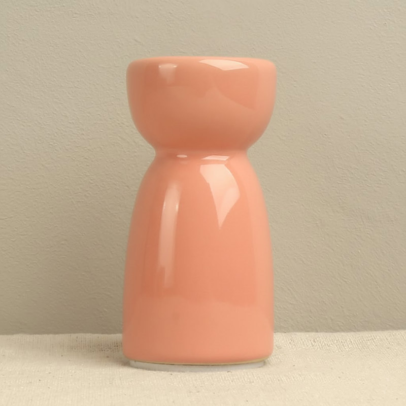Minimalist Ceramic Candlestick Holder Color:Coral Pink;Size:4*4*8cm