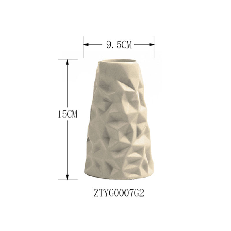 Faceted Ceramic cone candle cup Color:Beige;Size:9.5*9.5*20cm