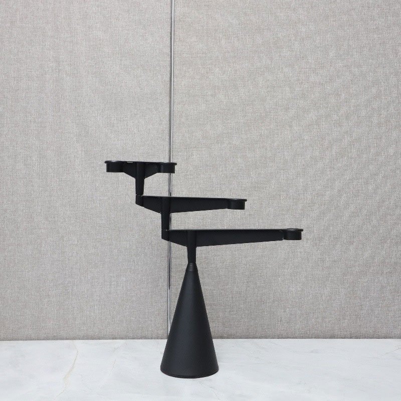 Cone base Asymmetric candelabra 38*12*38cm