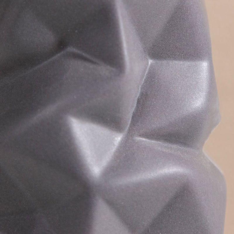 Faceted Ceramic cone candle cup Color:Dark gray;Size:9.5*9.5*20cm 5