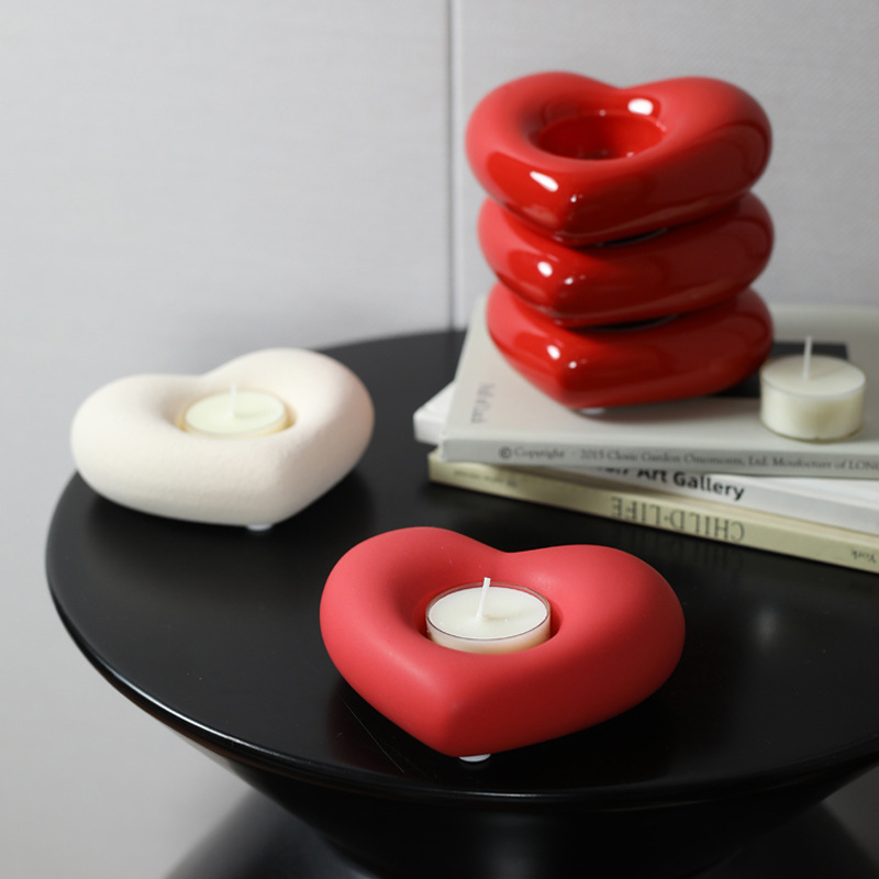 Minimalist Heart-Shaped Ceramic Candle Holder Color:Matte Red 7